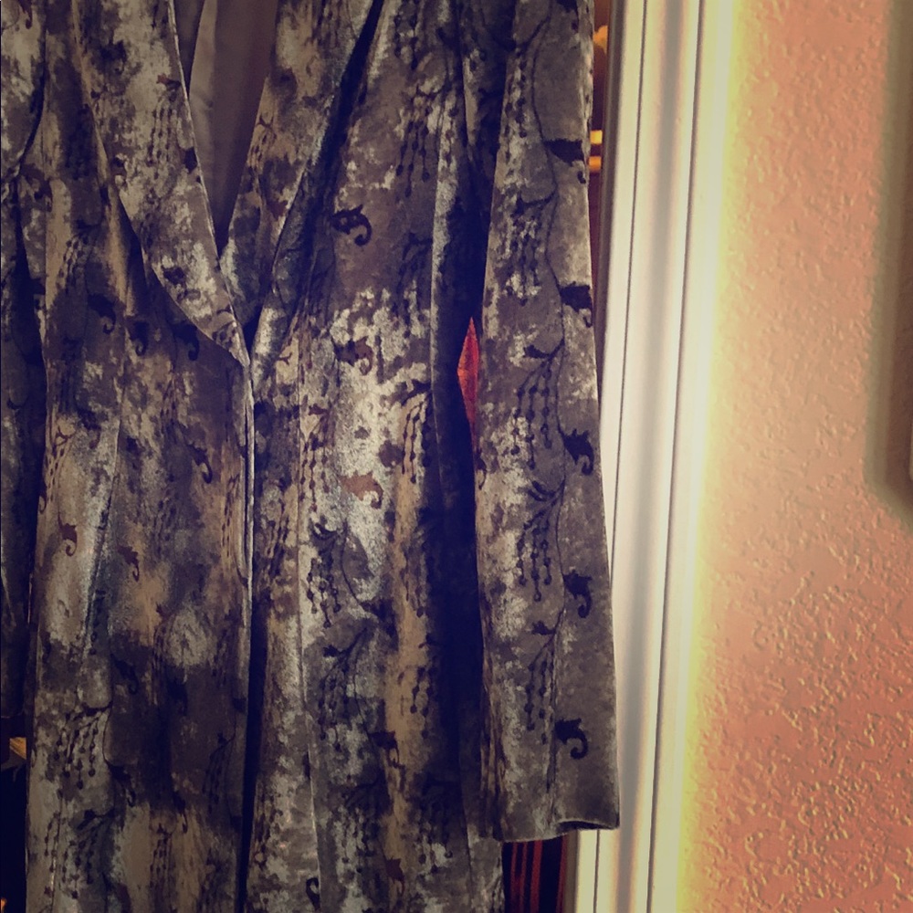 Gorgeous Giorgio Armani duster